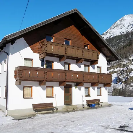 Holiday home Haus Gstrein 250w Solden