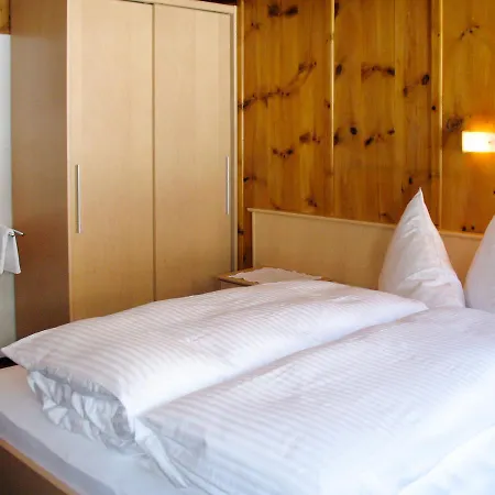 Haus Gstrein 250w * Solden
